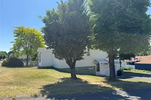 216 NW Cole Ave, Wilbur, WA 99185 - Photo 38