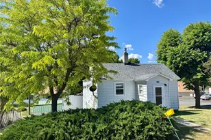 216 NW Cole Ave, Wilbur, WA 99185 - Photo 2