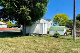 216 NW Cole Ave, Wilbur, WA 99185 - Photo 34