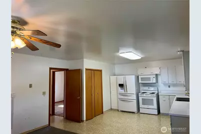 216 NW Cole Avenue, Wilbur, WA 99185 - Photo 10