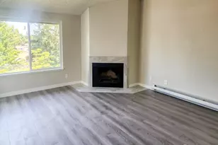 2611 NE 4th St, Renton, WA 98056 - Photo 6