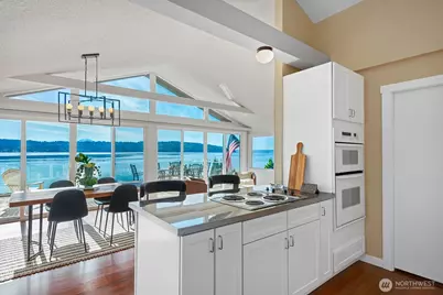 11613 SW Shawnee, Vashon, WA 98070 - Photo 8