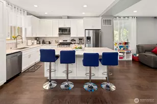 16422 76th Ave NE, Kenmore, WA 98028 - Photo 14