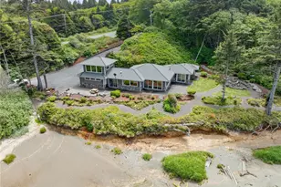 6 Diamond Dr, Pacific Beach, WA 98571 - Photo 2
