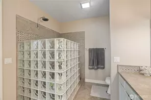 6 Diamond Dr, Pacific Beach, WA 98571 - Photo 14