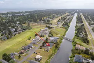 549 Canal Dr NE, Ocean Shores, WA 98569 - Photo 40