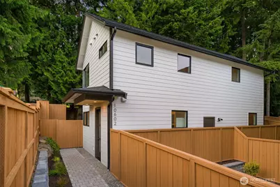 10602 NE 137th Place, Kirkland, WA 98034 - Photo 1