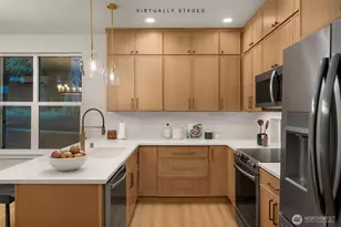 10602 NE 137th Pl, Kirkland, WA 98034 - Photo 6