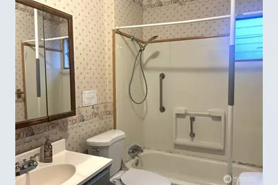 1954 NE Grandview Boulevard, Keyport, WA 98345 - Photo 8