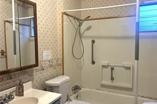 1954 NE Grandview Blvd, Keyport, WA 98345 - Photo 8