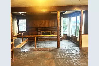 1954 NE Grandview Boulevard, Keyport, WA 98345 - Photo 6