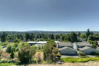 813 McCormick Street SE, Olympia, WA 98501 - Photo 2