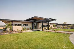 335 Brickwood Dr, Walla Walla, WA 99362 - Photo 2