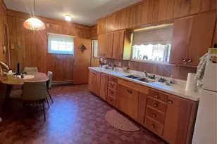 1204 Howard St, Raymond, WA 98577 - Photo 4