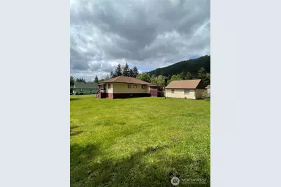 1204 Howard Street, Raymond, WA 98577 - Photo 18