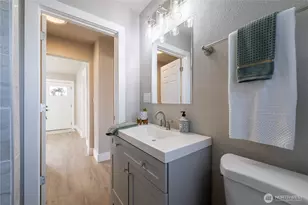 215 S 64th St, Tacoma, WA 98408 - Photo 18