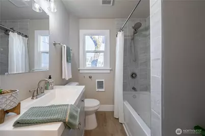 215 S 64th Street, Tacoma, WA 98408 - Photo 16