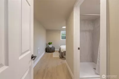 215 S 64th Street, Tacoma, WA 98408 - Photo 28