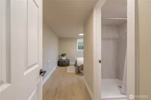 215 S 64th St, Tacoma, WA 98408 - Photo 28