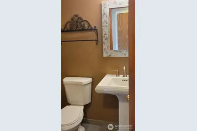 215 Sparks Drive, Kelso, WA 98626 - Photo 10