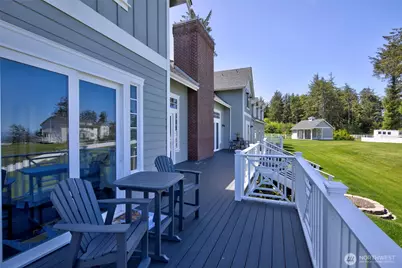 30 Chauncey Lane W, Pacific Beach, WA 98571 - Photo 4