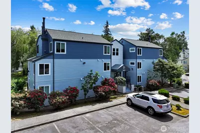 20320 Bothell-Everett Highway #D204, Bothell, WA 98012 - Photo 14