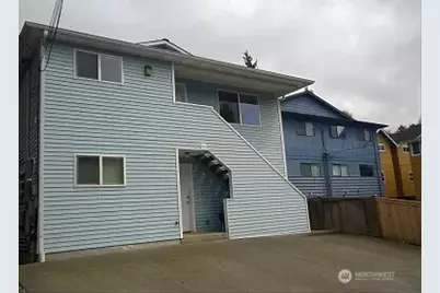 5215 38th Avenue SW #2, Seattle, WA 98126 - Photo 2