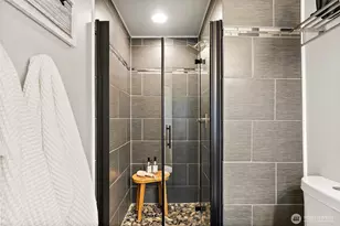 2422 179th Ave E, Lake Tapps, WA 98391 - Photo 18