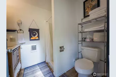 27131 N US Highway 101, Hoodsport, WA 98548 - Photo 32