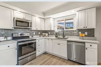 15330 40th Avenue W #A & B, Lynnwood, WA 98087 - Photo 28