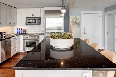 3717 Beach Drive SW #207, Seattle, WA 98116 - Photo 18