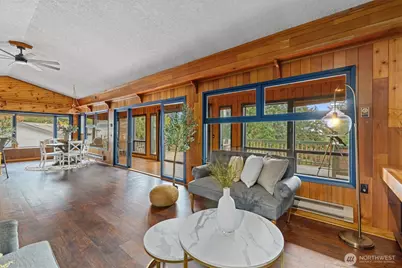 651 W Olympic View Drive, Coupeville, WA 98239 - Photo 10