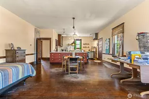 314 W 1st St, Port Angeles, WA 98362 - Photo 34