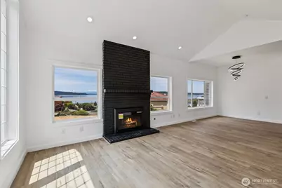 2805 Chambers Bay Drive, Steilacoom, WA 98388 - Photo 4