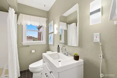 2802 29th Avenue W, Seattle, WA 98199 - Photo 28