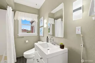 2802 29th Ave W, Seattle, WA 98199 - Photo 28