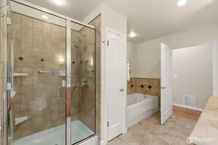 2802 29th Ave W, Seattle, WA 98199 - Photo 20