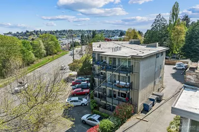 4051 Gilman Avenue W, Seattle, WA 98199 - Photo 8