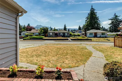 1415 E 2nd Street, Port Angeles, WA 98362 - Photo 2