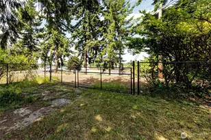 1415 E 2nd St, Port Angeles, WA 98362 - Photo 40