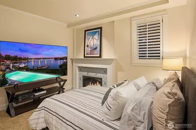 16 Enatai Drive, Bellevue, WA 98004 - Photo 32