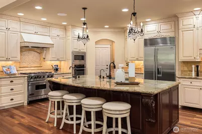 20424 NE 64th Place, Redmond, WA 98053 - Photo 10