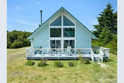 195 Ocean Shores Boulevard SW, Ocean Shores, WA 98569 - Photo 1