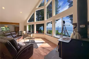 1-X Beach Way, Hat Island, WA 98206 - Photo 2