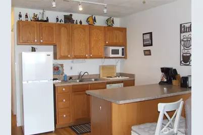 304 NW 14th Street NW #207, Long Beach, WA 98631 - Photo 4