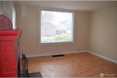 306 2nd St NE, Auburn, WA 98002 - Photo 8