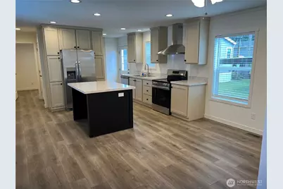 5711 112th Avenue Ct E #30, Puyallup, WA 98372 - Photo 4