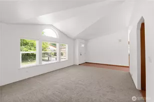 8502 208th Ave Ct E, Bonney Lake, WA 98391 - Photo 6