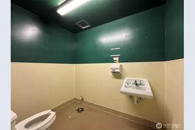 1400 W Washington Street #101, Sequim, WA 98382 - Photo 20