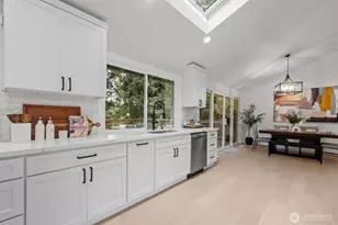 1044 145th Pl NE, Bellevue, WA 98007 - Photo 12